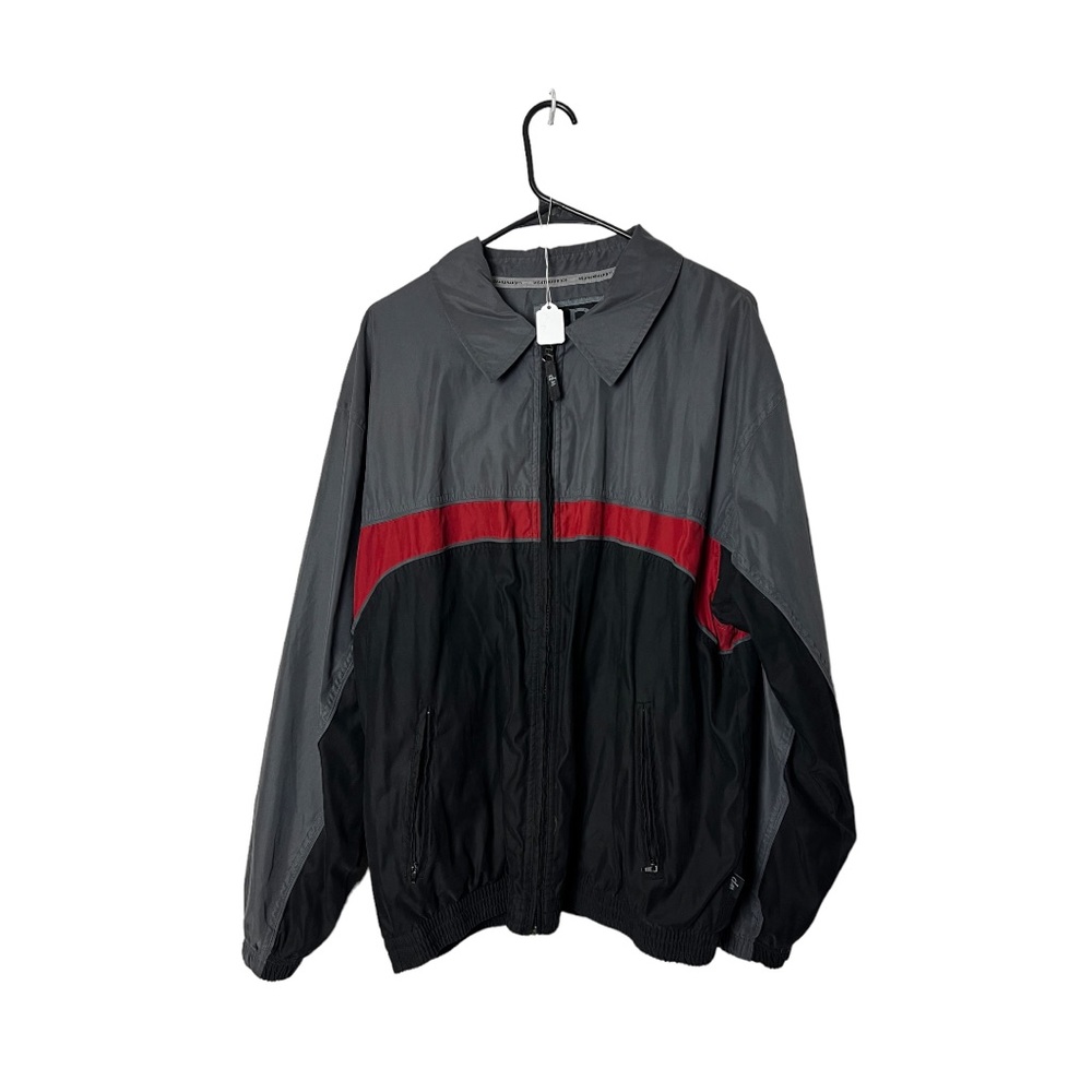 Size large snap on style zip up weatherproof
